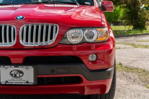BMW X5 4.8is 2004 года  (NA)